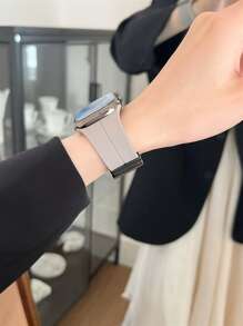 磁吸硅胶表带，兼容 42mm、38mm、40mm、41mm、44mm、45mm、46mm、49mm 表盘尺寸，时尚智能手表替换表带，适用于 Series Ultra2、Ultra SE2、SE 11、10、9、8、7、6、5、4、3、2、1 等型号，男女通用，学生返校季理想礼物 - 灰色 - 查看 4