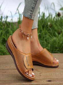 Women Hollow Out Metal Decor Slide Sandals, Fashionable Yellow Flat Sandals - Yellow - View 3