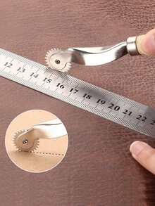 Wooden Handle All Steel Toothed Scoring Wheel - Silver - View 2