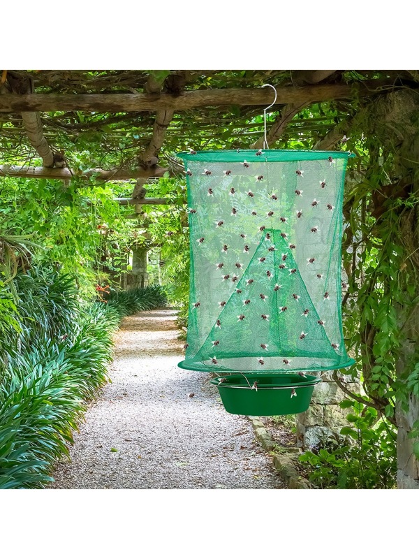 2 pcs Ranch Fly Traps Reusable Fly Traps with BaitTray Outdoor