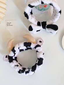 2入組親膚輕便卡通奶牛圖案SPA髮箍用於清洗和頭髮 - 彩色 - 查看 4