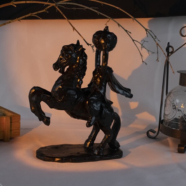 1pc Headless Rider Polyresin Decoration Craft, Modern Creative Desk Ornament For Home Best Gifts Birthday