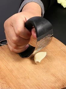 1/2 件不锈钢蒜泥器，手动压蒜器，多功能厨房小工具，用于压、挤和捣碎大蒜 - 黑色 - 查看 6