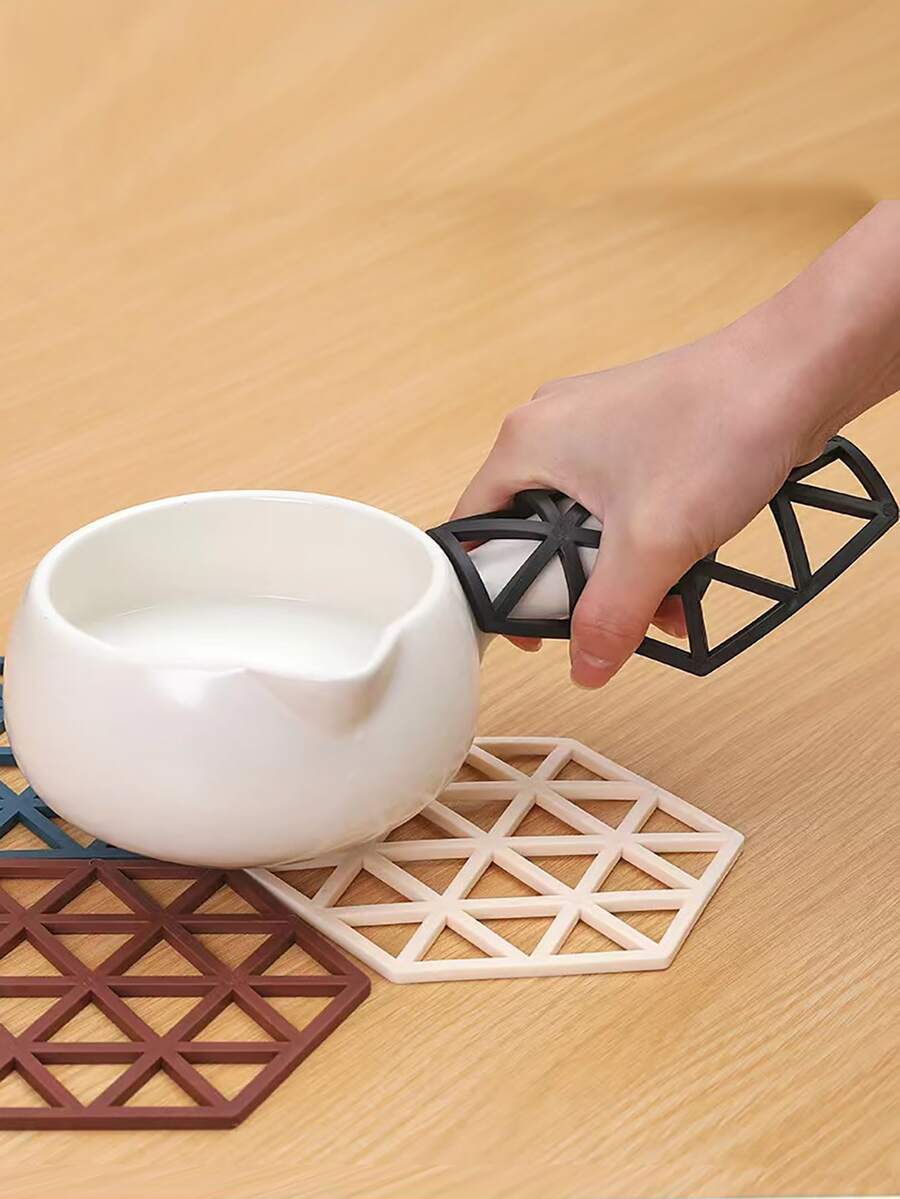 1入組矽膠鏤空設計防滑餐墊絕熱墊適用於杯子和餐具 - 白色 - 查看 1