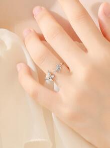 Anillo abierto con diamante de imitación con diseño de mariposa