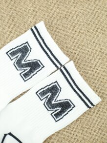 Calcetines de tripulación con estampado de letra - Blanco y Negro - Ver 3