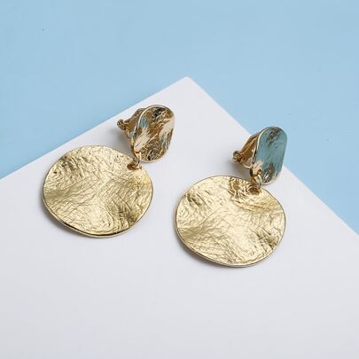 Asymmetric Texture Circle Shaped Pendant Clip Earrings