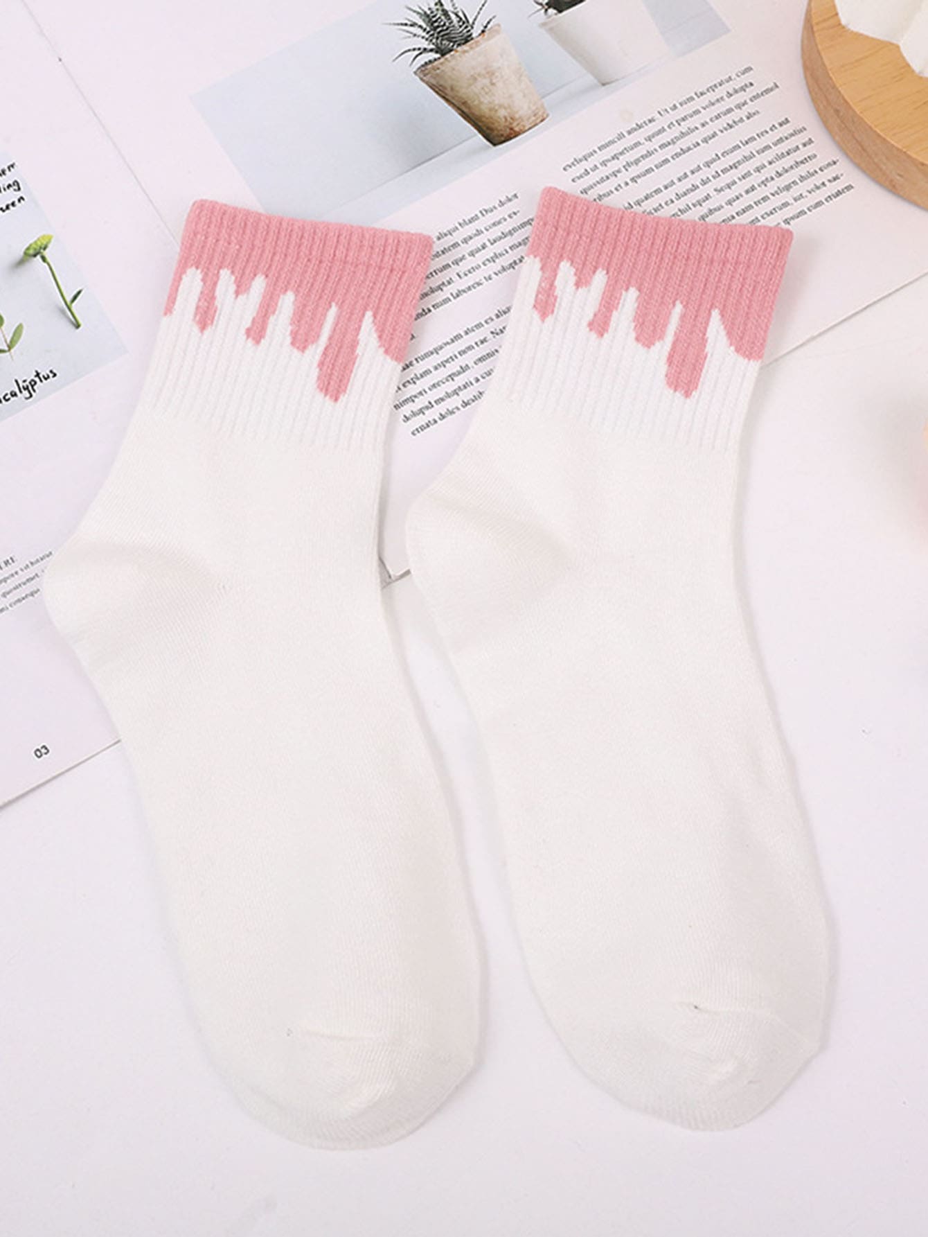 1pc Pink And White Two-tone Mid-calf Socks - Multicolor - View 1