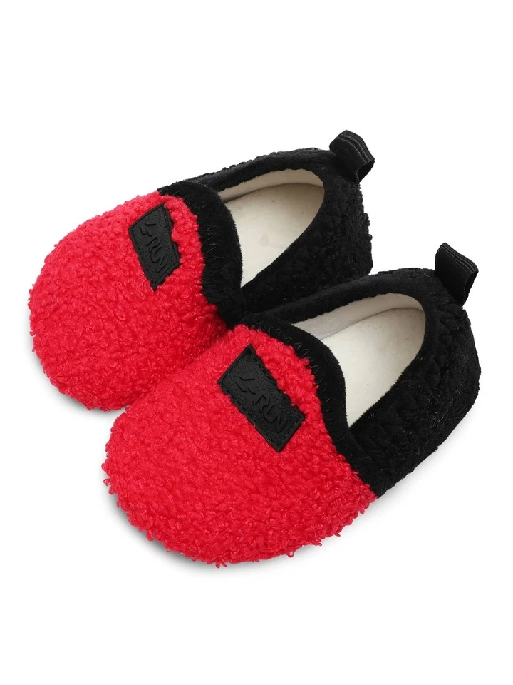 Update more than 165 toddler boy house slippers esthdonghoadian