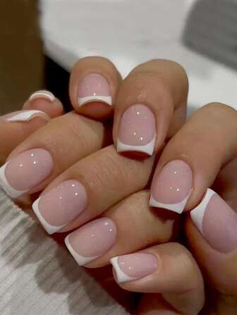 Press-on naglar 24 st korta fyrkantiga franska naglar enkla färgkontrast roliga mönster lösnaglar med 1 fil och 1 gelélim press-on naglar söta kärleksfulla lösnaglar nageltillbehör naglar