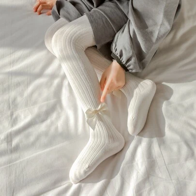 1 双春秋儿童纯色简约款紧身裤，适合新生儿至 10 岁女婴