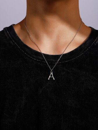 1 st. Modern Retrostil Stål Färg 26 Brev Halsband För Herr Dagligt liv