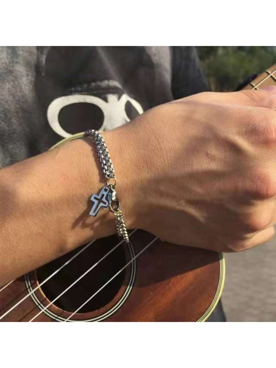 1pc Latest European & American Style Cross Shaped Hollow Out Double-layered Titanium Steel Men's Bracelet With Crisscross Chains
