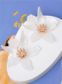 1 Pair Of Fashionable Large Acrylic Flower Women Holiday Earrings Suitable For Daily And Vacation Wear Valentines,Mom,Mother,Mother's Day,Gift - White - View 6