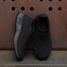 Zapatillas deportivas transpirables y ligeras de slip-on para hombre, zapatos casuales antideslizantes y duraderos