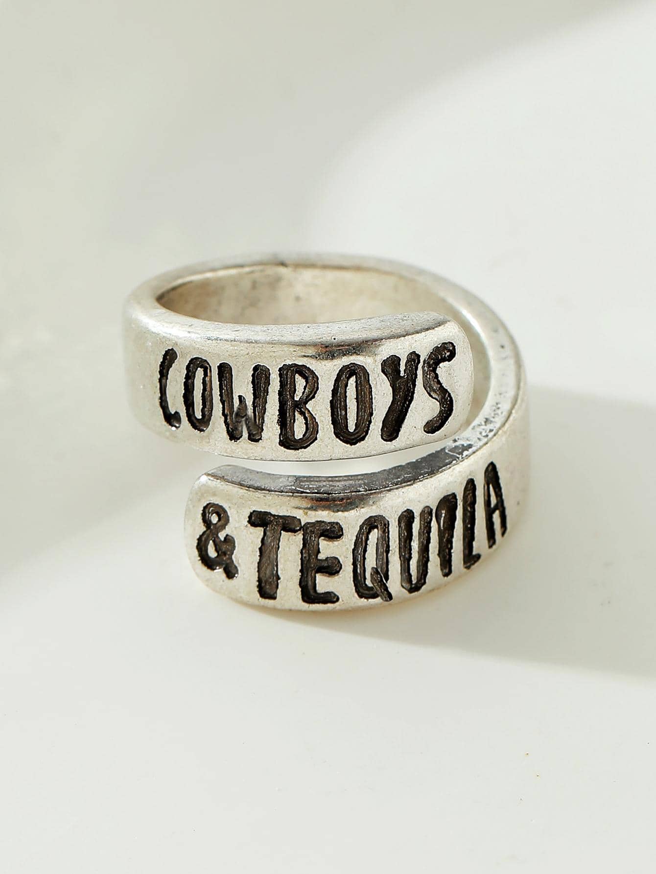 1入組復古紋理字母戒指適合女士西方風格首飾類 - 復古銀色 - 查看 1