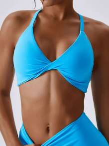Women's Solid Color Hollow-Out Twist Front Sports Bra - Baby Blue - View 1