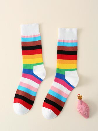 1對女士彩色條紋圖案中筒襪