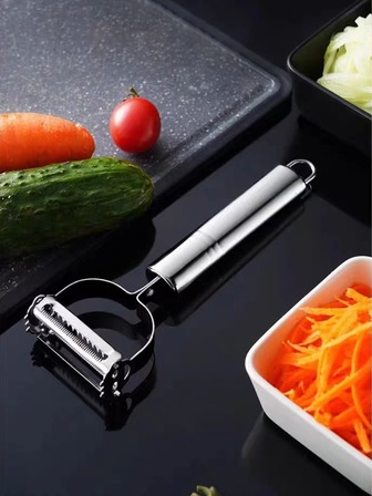 1入組二合一不銹鋼水果削皮器、切絲切片機和削皮器，可用於切片和切丁