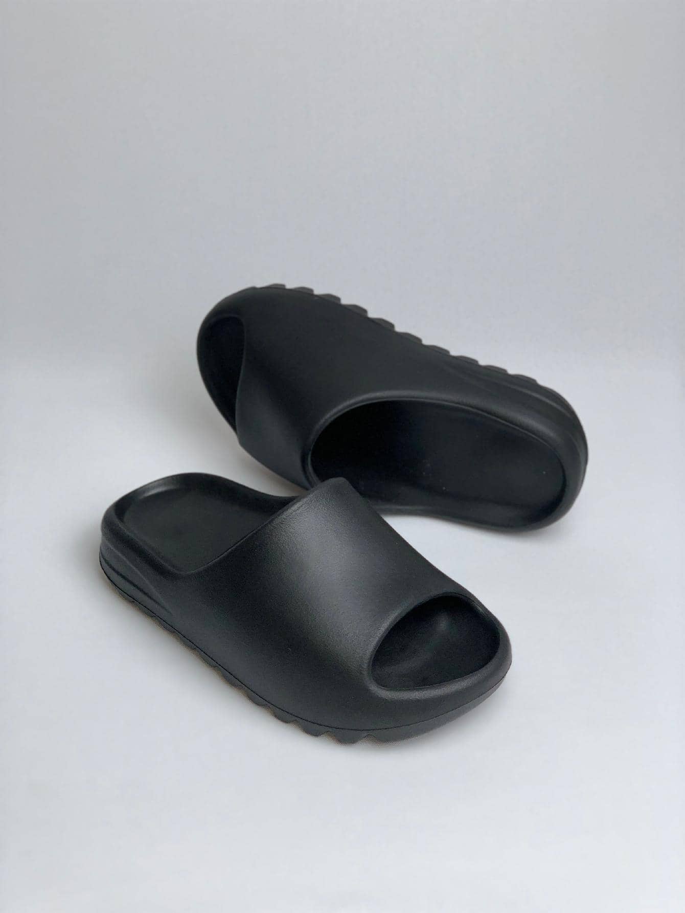shein fake yeezy slides