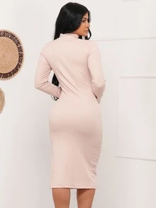 Vestido Longo Midi Preto Canelado acinturado com Decote linha Luxo - Bege - Visão 2