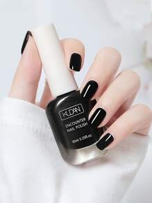 40色速干持久无味指甲油，水性可撕指甲油，适合女性和女孩，情人节、万圣节、圣诞节的完美礼物 - 黑色指甲油