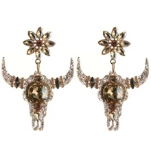 1 Pair Champagne Cow Heads Earring Of Personalized New Gothic Women's Cow Horns, Hanging Earrings, Resin Glass Rhinestones, Gold, Suitable For Outings, Parties, And Holidays - Champagne - View 11