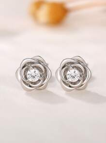 一对简约立方氧化锆花朵耳钉，适合女性佩戴，可用于婚礼、订婚、周年纪念、派对等场合，也是母亲节或情人节的绝佳礼物。 - 銀色 - 查看 2