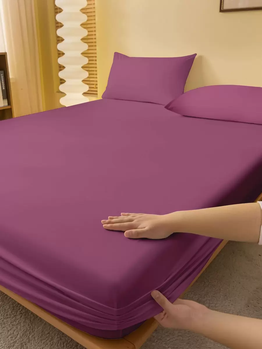 1pc Skin-Friendly, Breathable Solid Color Bed Cover/Fitted Sheet, Mattress Protector, Bedroom Bed Cover, Pink Bedding Set, White Bedding, Black Single Bed Set, Multi-Color Oversized Double Bed Set (Excluding Pillow And Pillowcase)