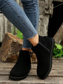 Fashionable Women's Buckle Decor Flat Ankle Boots With Faux Suede Texture For Versatile Outfits - Black - View 3