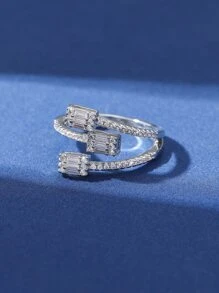 1 件铜材质多立方体微镶嵌 CZ 宝石戒指，女士日常派对佩戴戒指