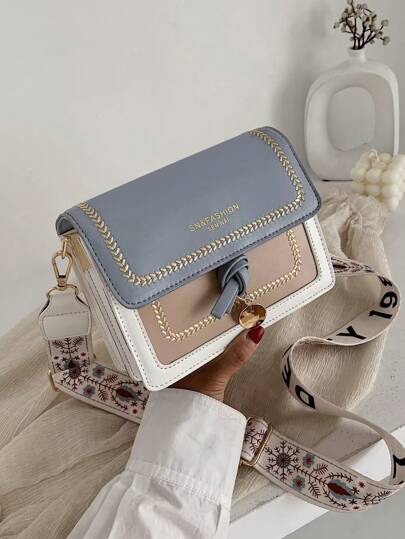 轻便时尚的商务休闲女士手提包，多功能新款斜挎包，休闲撞色设计，小巧方正的包型，宽肩带，适合派对、约会、上学、户外活动等场合，是送给少女、大学生、年轻职业女性和上班族的理想礼物。完美适用于办公室、大学、工作、商务、通勤、户外、旅行和徒步等各种场合。