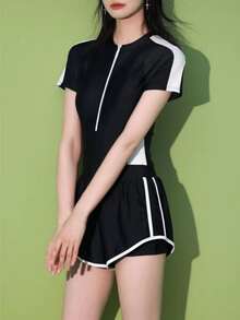Contrast Binding Zipper Front One Piece Swimsuit Summer - Black and White - View 2