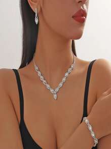 3入組銀色新娘珠寶套裝,包括項鍊、耳環和手鐲 - 銀色 - 查看 1