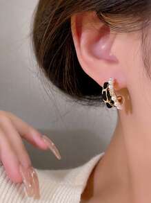 1pc Black Velvet & Pearl Round Ear Clip C-Shaped Earring For Women's Daily Wear