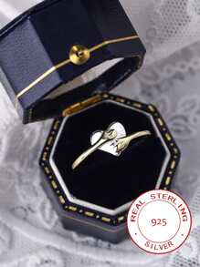 S925纯银手握心形戒指，时尚简约双色拥抱心形个性创意指环 - 金色 - 查看 1