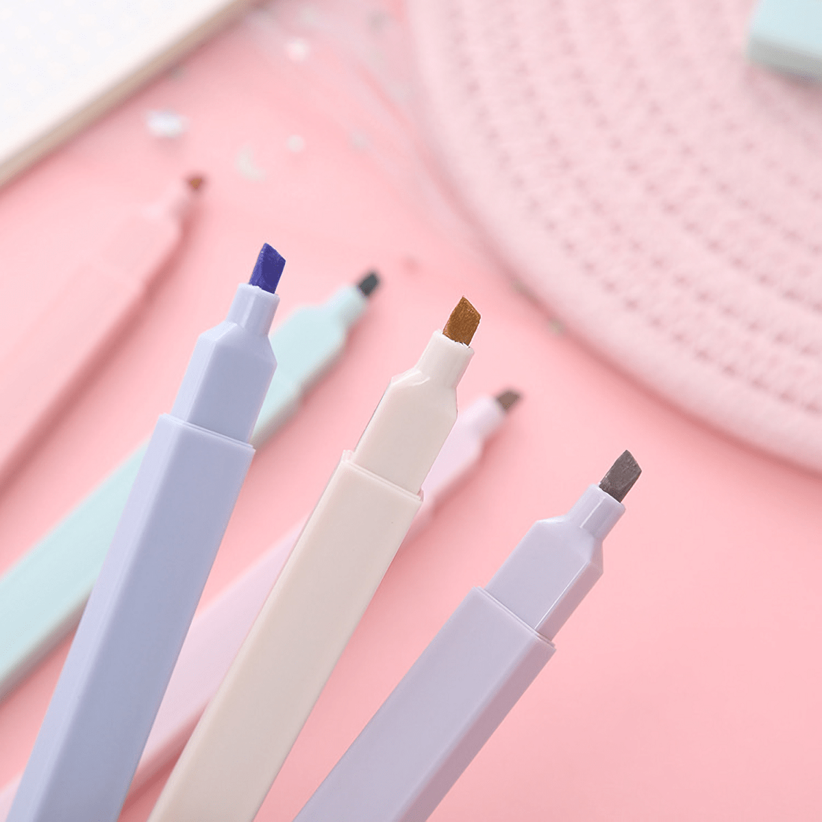 12 different random colors Softtipped Lightcolored Highlighter Marker