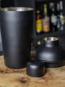Cocktail Shakers - Black - View 4