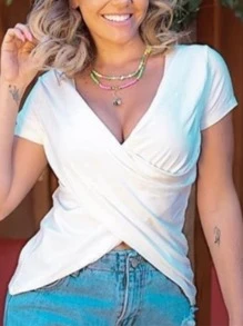 Blusa Feminina Elegante Manga Curta Decotada Transpassada 2 Formas De Usar Versáteis Moda - Champanhe - Visão 2