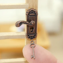 1入組微型餐飲玩場景模型復古圖案裝飾鎖適用於手工製作 - 銅色 - 查看 2