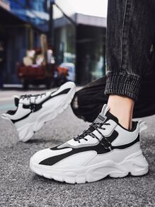 男士運動鞋,鞋面網眼設計透氣透氣,鞋帶式扎帶設計,舒適的鞋底 - 黑與白 - 查看 3