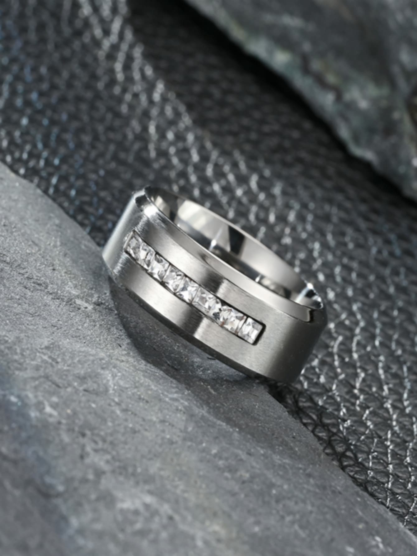 1 Modischer Ring Mit Mikroeinlage Für Trendsetter, Partys Und Meetings ...