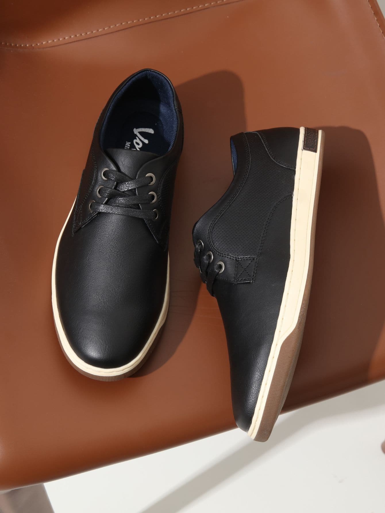 SHOESMALL Men's Vintage Multicolor Casual Comfortable Black Dress Shoes Non-Slip Student Sneakers For Business And Walking Commute - 黑色 - 查看 1
