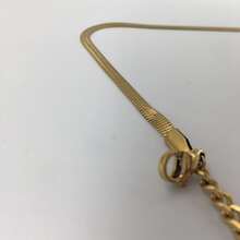 Cadena doble  con 3 dijes - Dorado - Ver 2