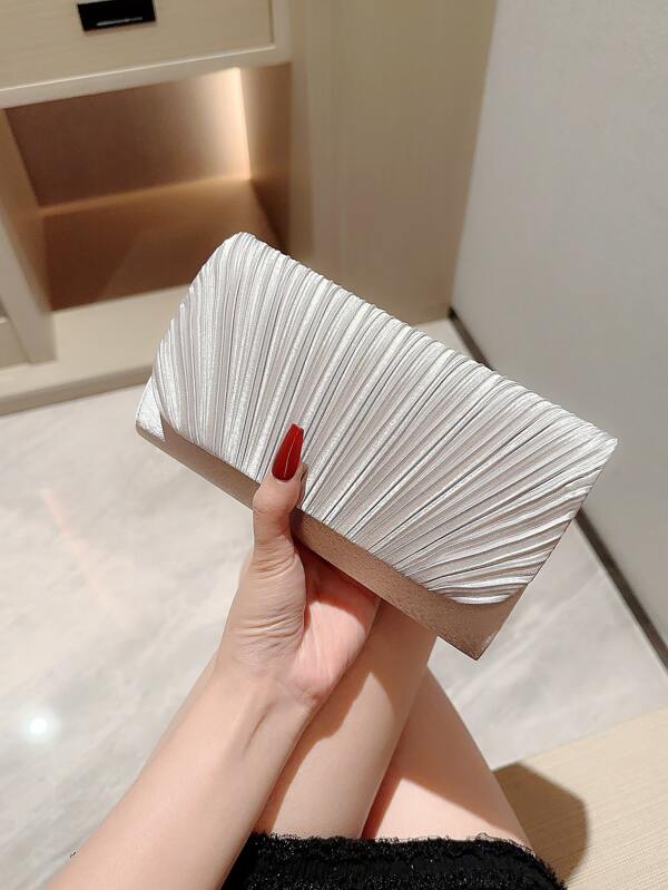 Moonlit EveBag Glitter Bling,Shiny Glamorous,Elegant,Exquisite Mini Pleated Flap Design Evening Bag Dinner Bag For Party Girl,Woman,For Female Perfect For Party,Wedding,Prom,Dinner/Banquet,For Best Gift For Women, Perfectly Matching With Bridal Party, Best Choice Elegant Bag For Bridal Shower
