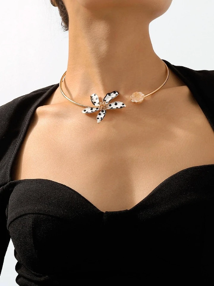 Dot Choker Necklace 2025 | metalaym.com