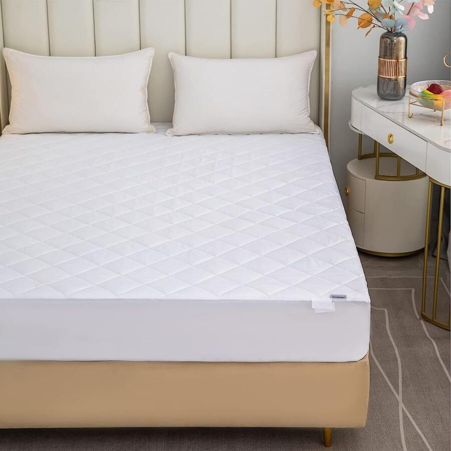 Mattress Topper Queen , Microfiber Mattress Fitted sheet for Deep Sleep, breathable Quilted Soft Mattress Protector Cover with elastic strap,Filling White Fitted Deep Pocket 8''-20''
