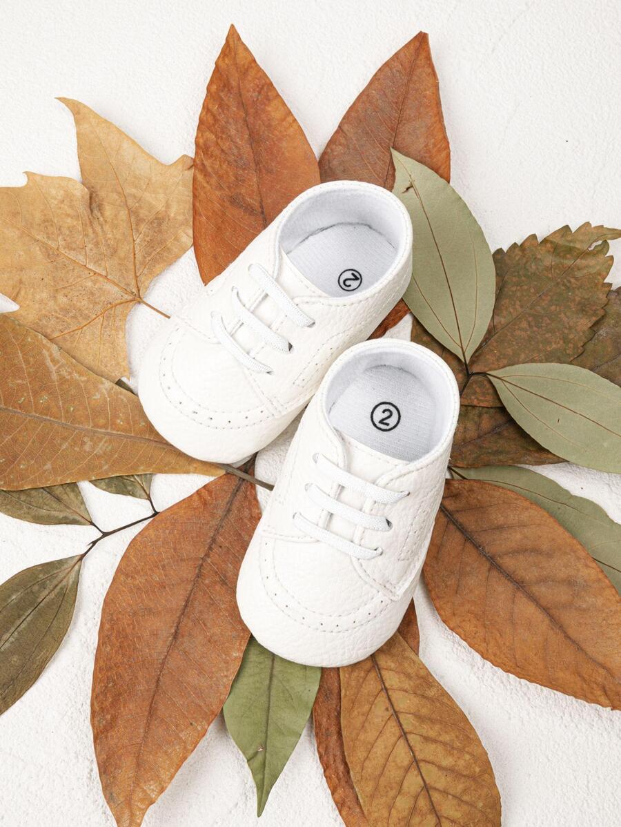 KIDSUN Baby Boys Girls Loafers Oxford Shoes Lace Up Sneakers First Walking Shoes PU Leather Moccasins Soft Rubber Sole Boots Unisex Ankle Strap Infant Toddler Newborn Outdoor Sporty Crib Dress Shoes - White - View 1