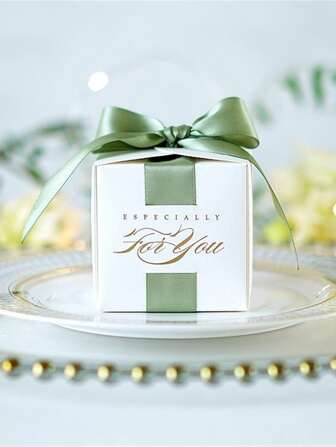 50pcs Square Wedding Favor Boxes Festival Candy Gift Packaging,Christmas