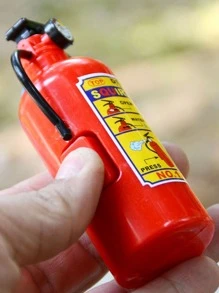 1入組新款和奇怪玩具滅火器水槍,人搞笑玩具滅火器造型水噴槍 - 紅色 - 查看 4